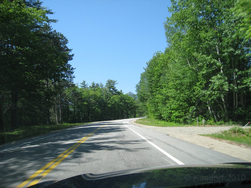 Mt Washington NH 2010 0055.jpg - Mt Washington NH. On May 23 2010 drove the road to the summit. Looked at the views, took some pictures, and drove back down.